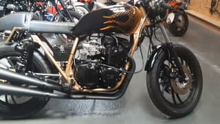 1983 Yamaha XJ550 Café Racer Frame no. *4V8 – 002797* Engine no. *4V8 – 005082* (see text) image 4