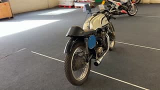 c.1962 Norton 350cc Manx Model 40 Racing Motorcycle Frame no. 10M 102774 Engine no. 10M 102774 (see text) Shop engine no. JM33 image 4