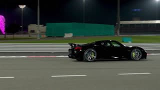 2015 Porsche 918 Spyder Chassis no. WP0ZZZ91ZFS800185 image 4